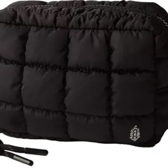 FP Movement by Free People Quilted Mini Case Black NWT - Picture 3 of 5
